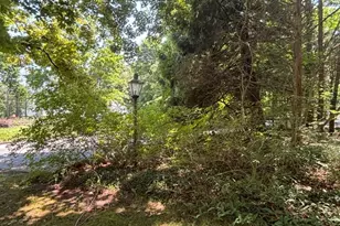 21 Smith St, Bristol, RI 02809 - Photo 33