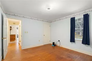 21 Smith St, Bristol, RI 02809 - Photo 15