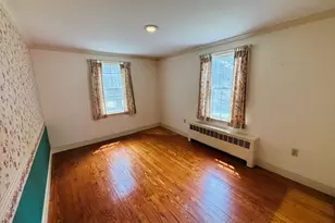 21 Smith St, Bristol, RI 02809 - Photo 11