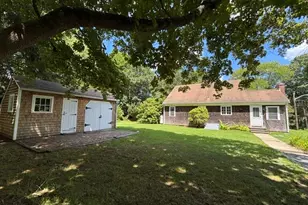 21 Smith St, Bristol, RI 02809 - Photo 5