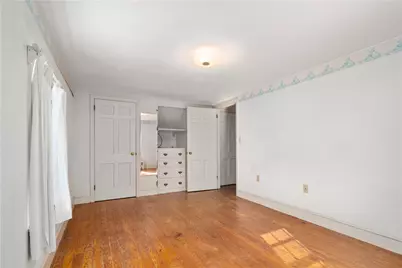 21 Smith Street, Bristol, RI 02809 - Photo 1
