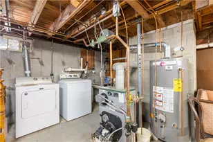 21 Smith St, Bristol, RI 02809 - Photo 25