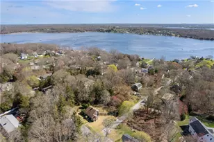 21 Smith St, Bristol, RI 02809 - Photo 27