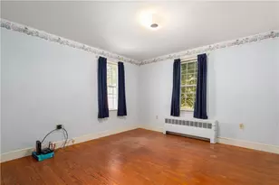 21 Smith St, Bristol, RI 02809 - Photo 15