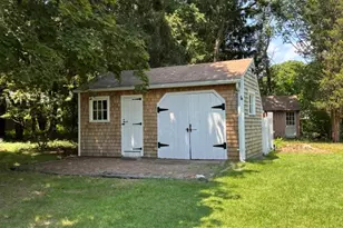 21 Smith St, Bristol, RI 02809 - Photo 31