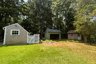 21 Smith St, Bristol, RI 02809 - Photo 31