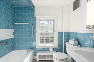 21 Smith St, Bristol, RI 02809 - Photo 21
