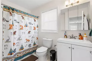 47 Mendon St, Providence, RI 02904 - Photo 21