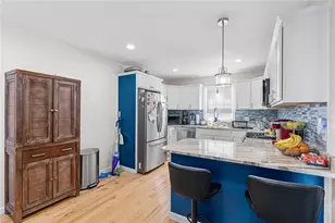 47 Mendon St, Providence, RI 02904 - Photo 9