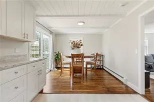 25 Overhill Rd, Warren, RI 02885 - Photo 9