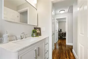 25 Overhill Rd, Warren, RI 02885 - Photo 19