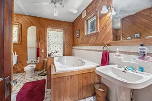 60 Riverview Ave, Tiverton, RI 02878 - Photo 11
