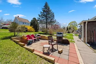 60 Riverview Ave, Tiverton, RI 02878 - Photo 15
