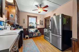 60 Riverview Ave, Tiverton, RI 02878 - Photo 3
