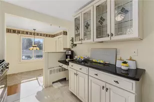 98 Homewood Ave, North Providence, RI 02911 - Photo 17
