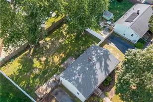 198 Asylum Rd, Warwick, RI 02886 - Photo 27