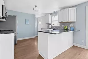 198 Asylum Rd, Warwick, RI 02886 - Photo 11