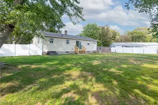 198 Asylum Rd, Warwick, RI 02886 - Photo 25