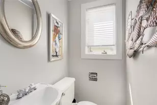 685 Pontiac Ave, Cranston, RI 02910 - Photo 23