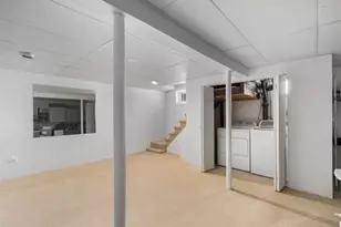 685 Pontiac Ave, Cranston, RI 02910 - Photo 37