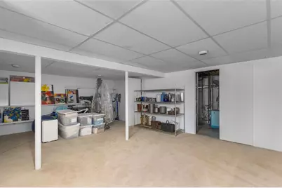 685 Pontiac Avenue, Cranston, RI 02910 - Photo 33