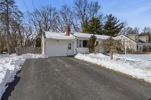 165 Lockwood St, West Warwick, RI 02893 - Photo 3