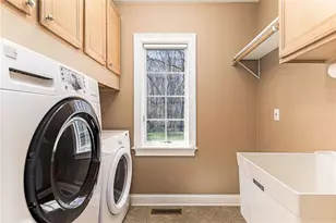 54 Fox Ridge Cir, South Kingstown, RI 02879 - Photo 19