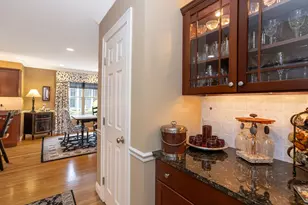 42 Ferry Landing Cir, Portsmouth, RI 02871 - Photo 11