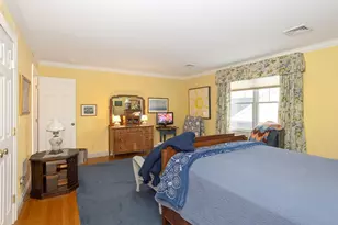 42 Ferry Landing Cir, Portsmouth, RI 02871 - Photo 31