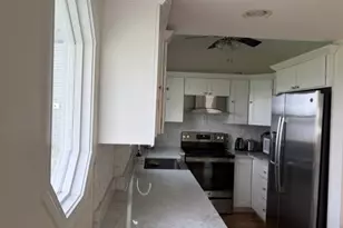 29 Baron Rd, Barrington, RI 02806 - Photo 9