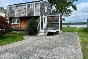 29 Baron Rd, Barrington, RI 02806 - Photo 5