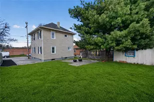 58 Burgess Ave, East Providence, RI 02914 - Photo 3