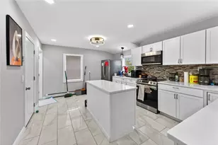 25 Tripoli St, Cranston, RI 02909 - Photo 17