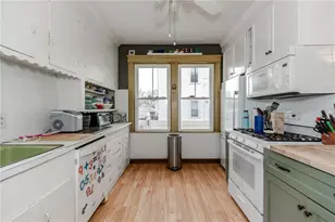 18 Bow St, Cranston, RI 02905 - Photo 13