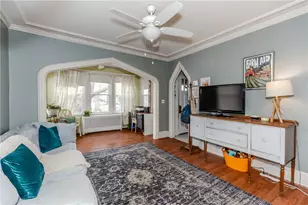 18 Bow St, Cranston, RI 02905 - Photo 3