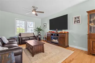 54 Carpenter St, Warwick, RI 02886 - Photo 11