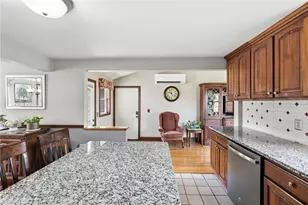 123 Royal Ave, Cranston, RI 02920 - Photo 17