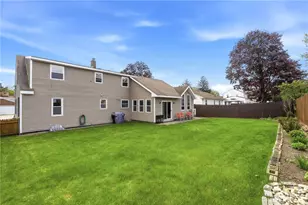 123 Royal Ave, Cranston, RI 02920 - Photo 7