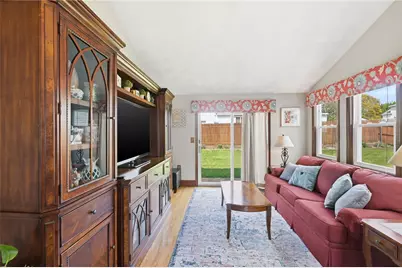 123 Royal Avenue, Cranston, RI 02920 - Photo 11