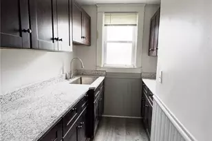 31 Richter St, Providence, RI 02908 - Photo 15