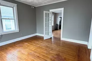 31 Richter St, Providence, RI 02908 - Photo 13
