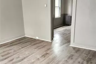 31 Richter St, Providence, RI 02908 - Photo 3