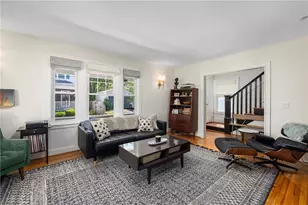 23 Lawn Ave, Warwick, RI 02888 - Photo 9