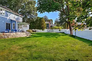 8 Bay Ave, Barrington, RI 02806 - Photo 3