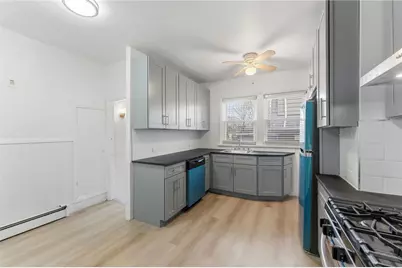 102 Overhill Road, Providence, RI 02906 - Photo 15