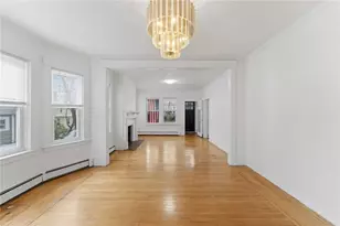102 Overhill Rd, Providence, RI 02906 - Photo 5