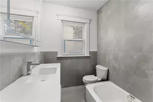 102 Overhill Rd, Providence, RI 02906 - Photo 23