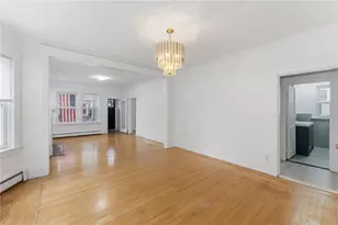 102 Overhill Rd, Providence, RI 02906 - Photo 9
