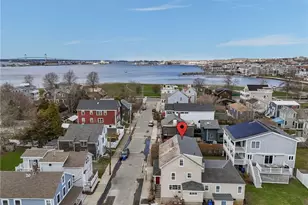 32 Houston Ave, Newport, RI 02840 - Photo 7
