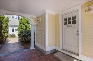 20 Narragansett Ave, Narragansett, RI 02882 - Photo 25